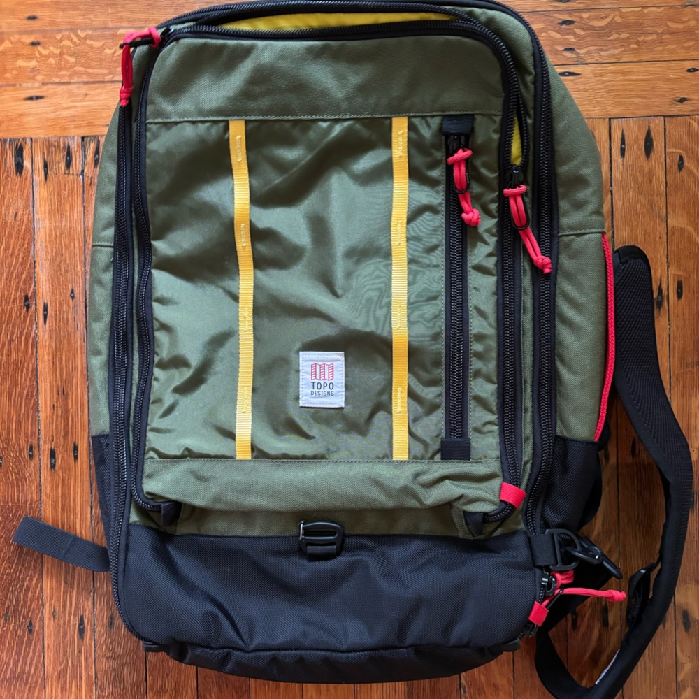 Topo Designs 40L olive green Global Travel Bag // backpack
